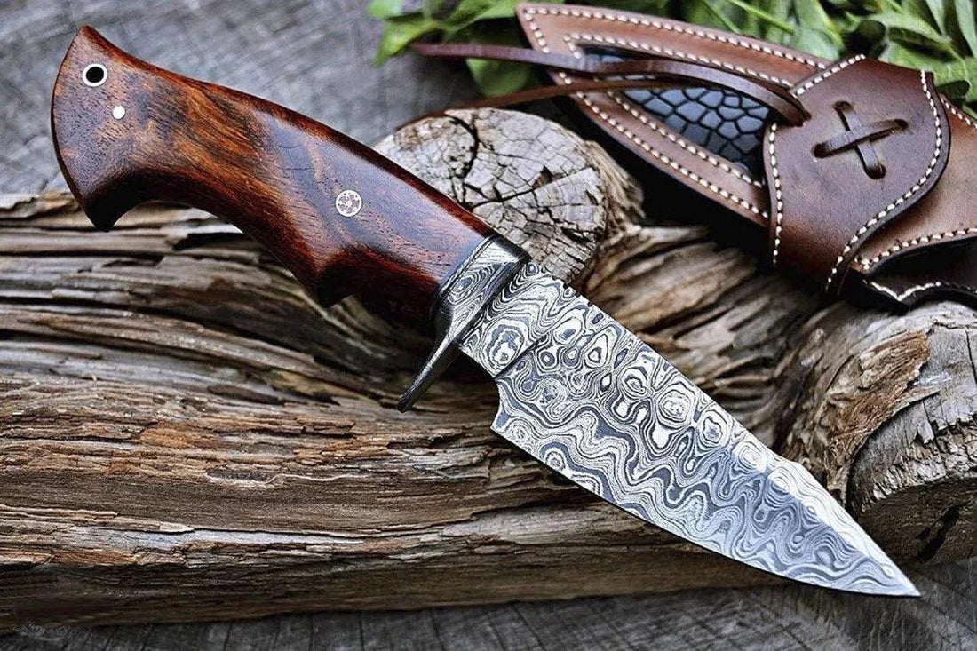 Handmade Damascus Steel Hunting Knife