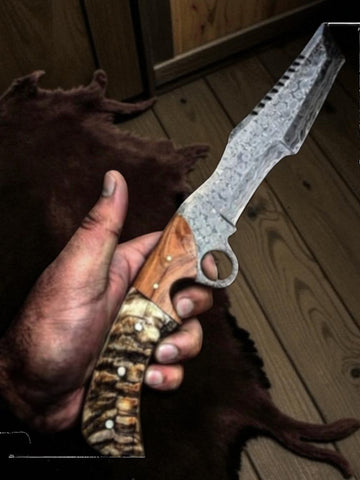Tracker Knife