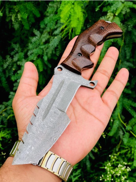 Skinner/Hunter/Camping Knife
