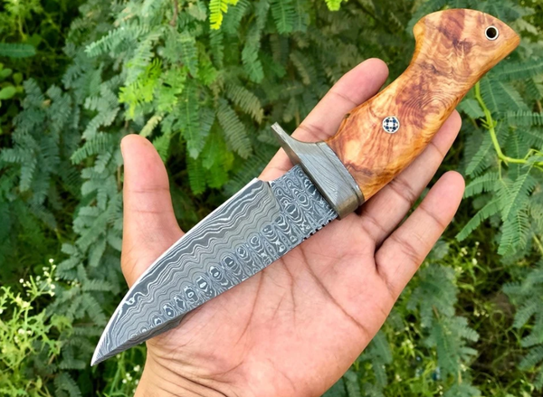 Skinner/Hunter/Camping Knife