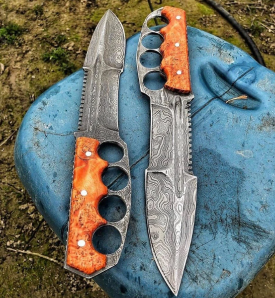 Knuckle Handle Damascus Hunting Camping Knife
